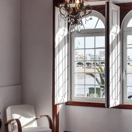 Holiday home Casa Azul T3 Com Vista Sobre A Baia